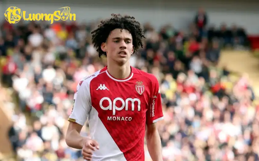 Maghnes Akliouche được đánh giá là “giống Eberechi Eze”