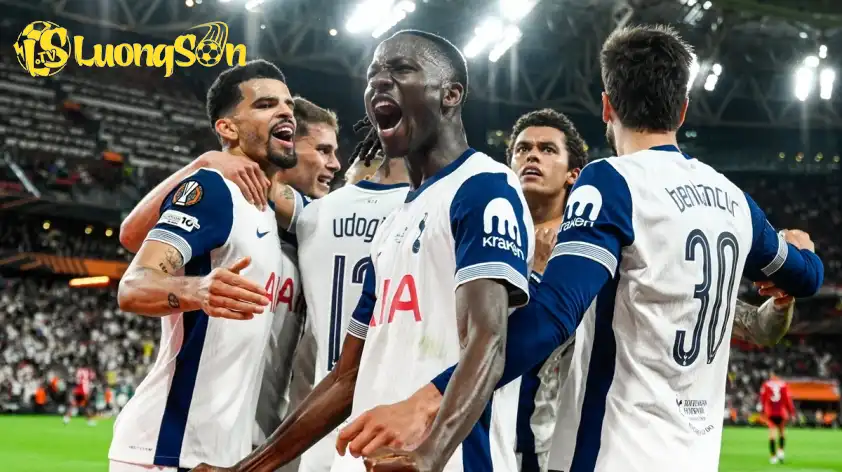 Tottenham quá vượt trội so với Doncaster. (Ảnh: Internet) Tottenham quá vượt trội so với Doncaster.