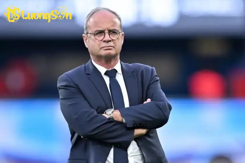 Giám đốc thể thao PSG đã bình luận về việc Donnarumma rời PSG