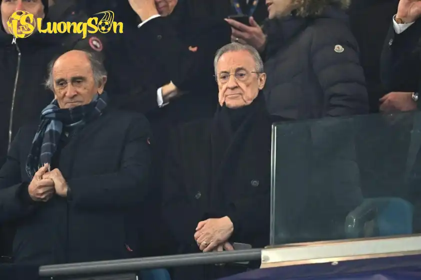 Chủ tịch Florentino Perez và ban lãnh đạo Real Madrid không hài lòng với công tác trọng tài La Liga (Ảnh: Madrid Universal). Chủ tịch Florentino Perez và ban lãnh đạo Real Madrid không hài lòng với công tác trọng tài La Liga (Ảnh: Madrid Universal).