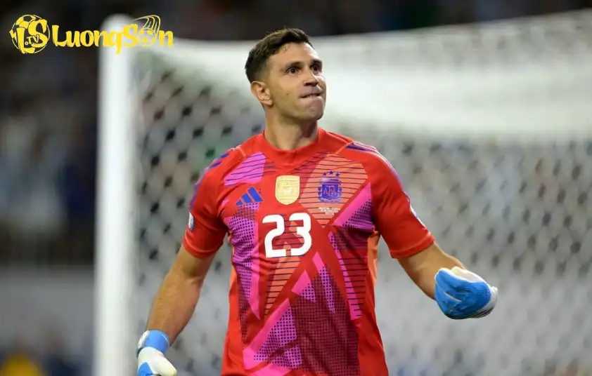 Emiliano Martinez nhiều khả năng sẽ vắng mặt trong đợt tập trung sắp tới của ĐT Argentina