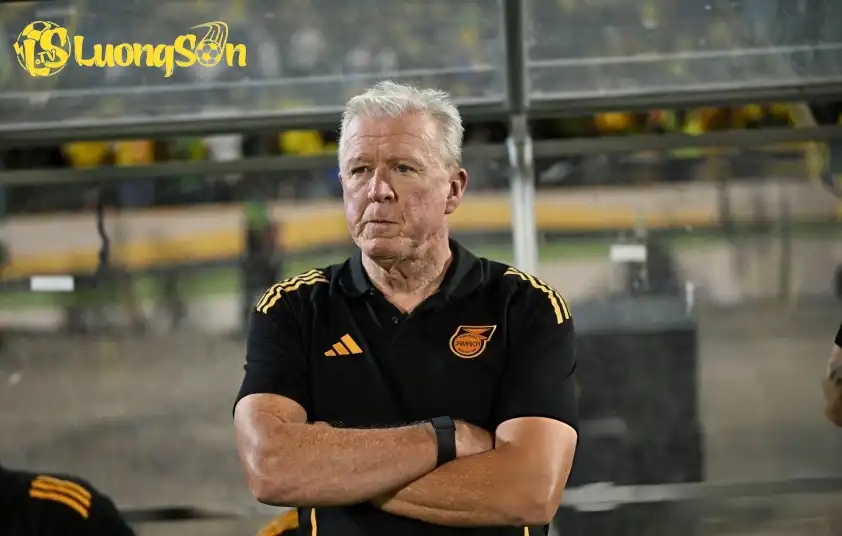 Steve McClaren từ chức vị trí HLV trưởng ĐT Jamaica