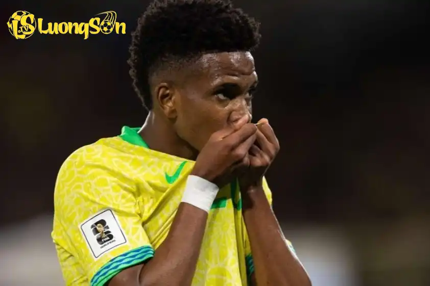 Estevao đang làm nên những điều phi thường ở độ tuổi 18.