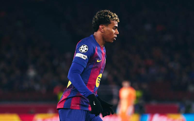 Yamal đã tỏa sáng trước Frankfurt